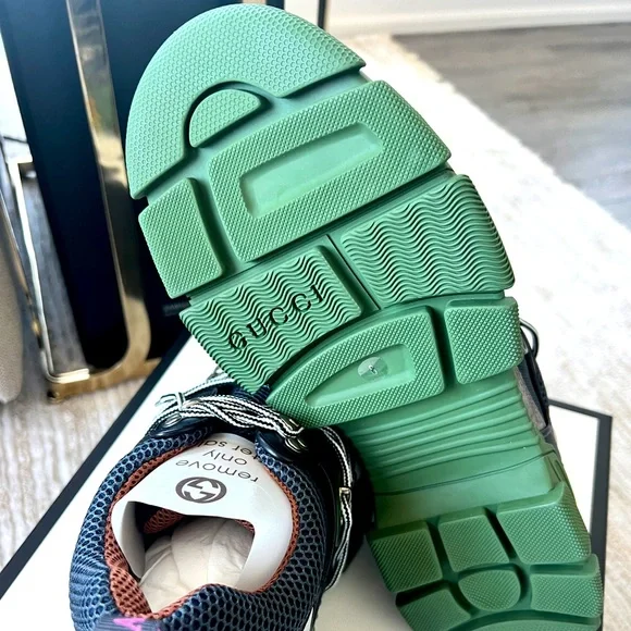 GUCCI - Picture 9 of 14